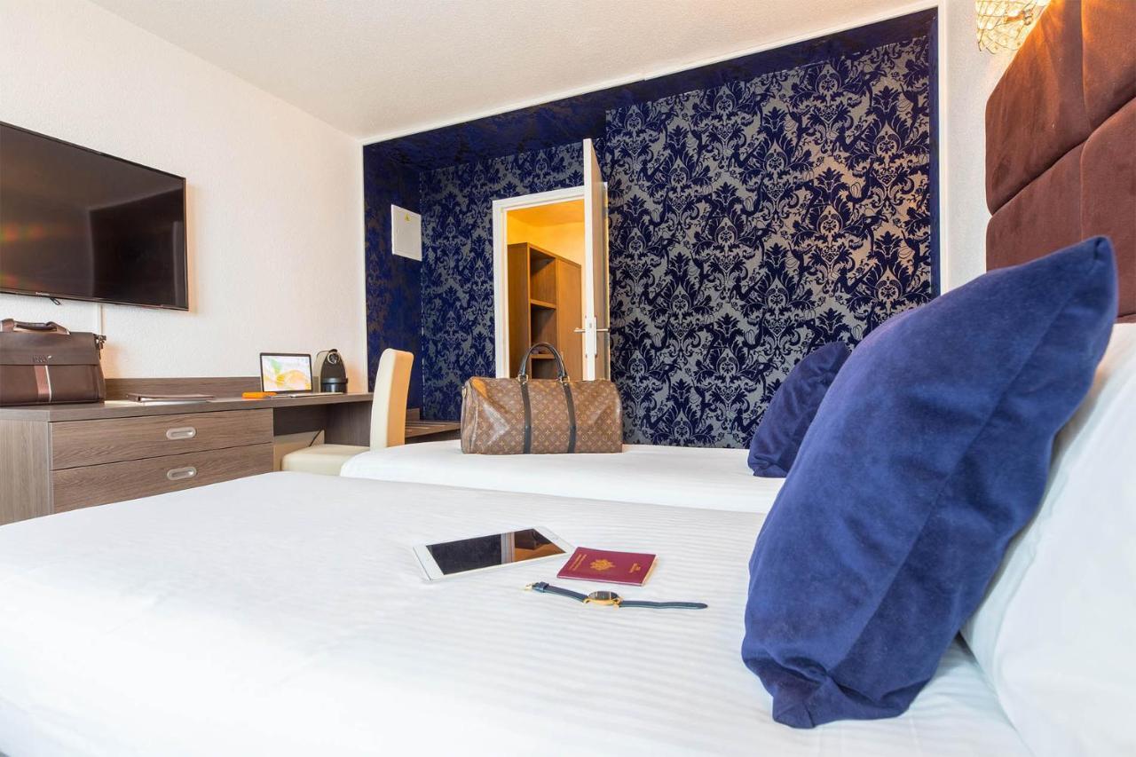 Madame Vacances - Hotel Courchevel Olympic Exterior photo